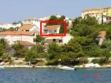 Les appartements climatisés avec vue sur la mer. Situé dans le quartier Crljine, à 50 mètres de...
