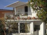 Appartements entièrement équipés et modernes dans un quartier calme de Rogoznica, l'appartement...